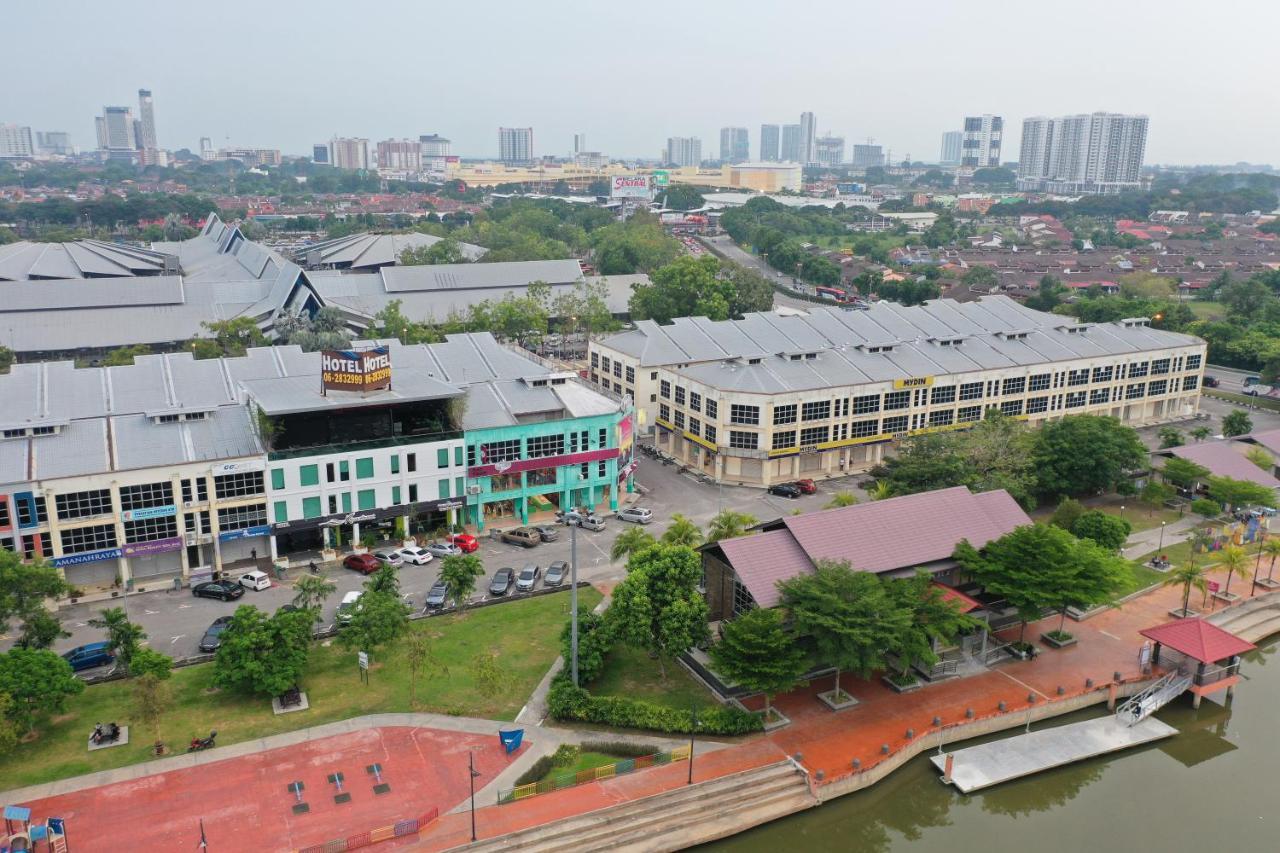 Riverfront Boutique Hotel Melaka Zewnętrze zdjęcie
